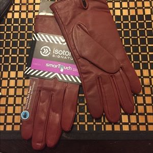 Isotoner gloves.